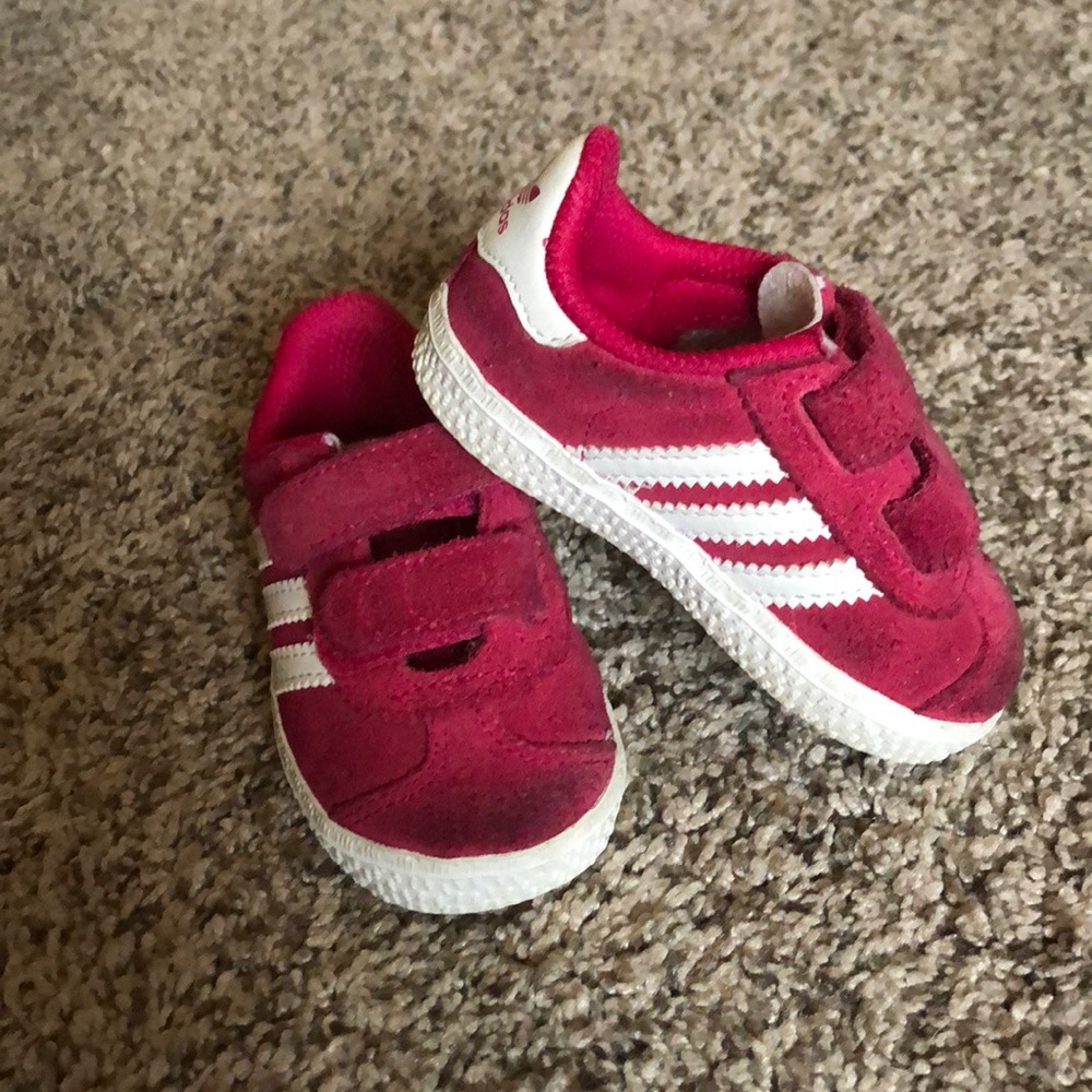 Toddler Adidas gazelle